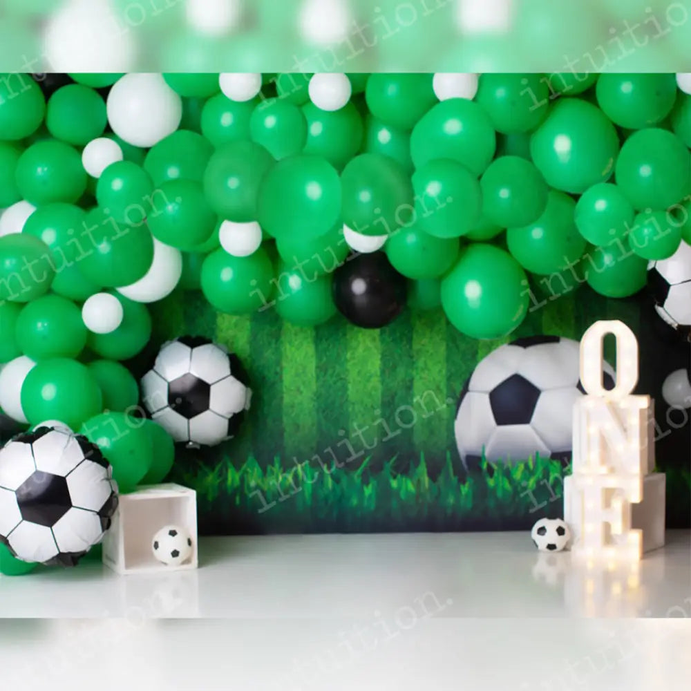 Free Kick Horizontal / Poly 60X44 Backdrop